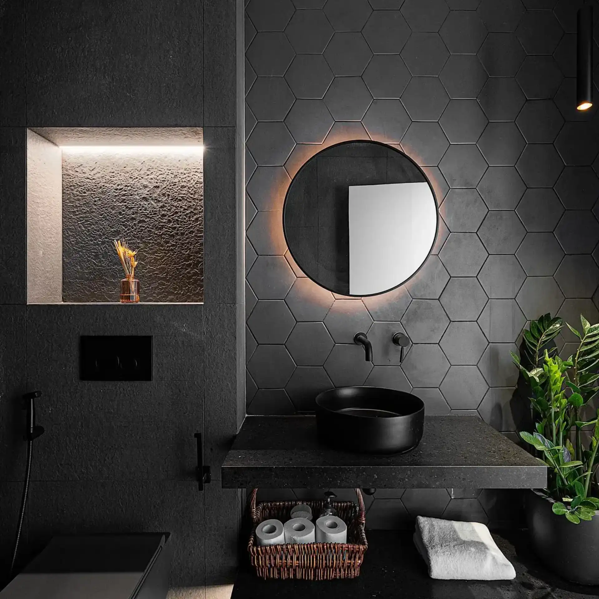 Bathroom renovation, Mudon